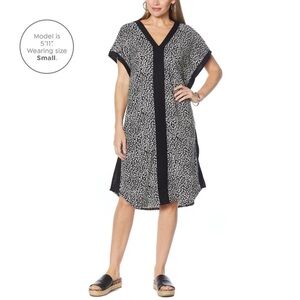 Uncover Black and White French Terry Kaftan Women’s Plus Size 3x